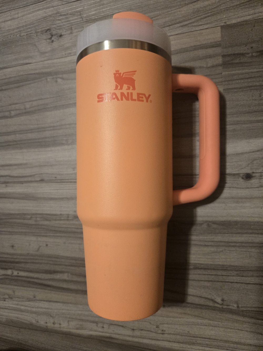 Peach Stanley 30 oz Quencher H2.0
